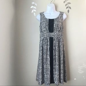 Soma Shift Dress Size Small Black and White